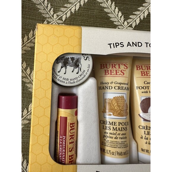 Burt’s Bees Tips And Toes Kit NEW Hand Foot Cuticle Creams, Hand Salve, Lip Balm - Picture 4 of 7